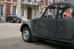 1959 Citroen 2cv et 1953 Bristol 403