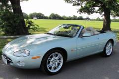 2000 Jaguar XK8